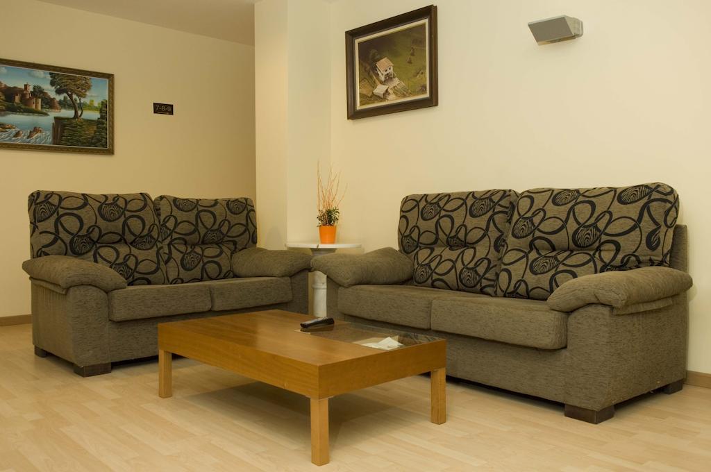 Hostal Europa Кастехон Екстер'єр фото